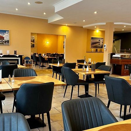 Park Hotel Fasanerie Neustrelitz Extérieur photo