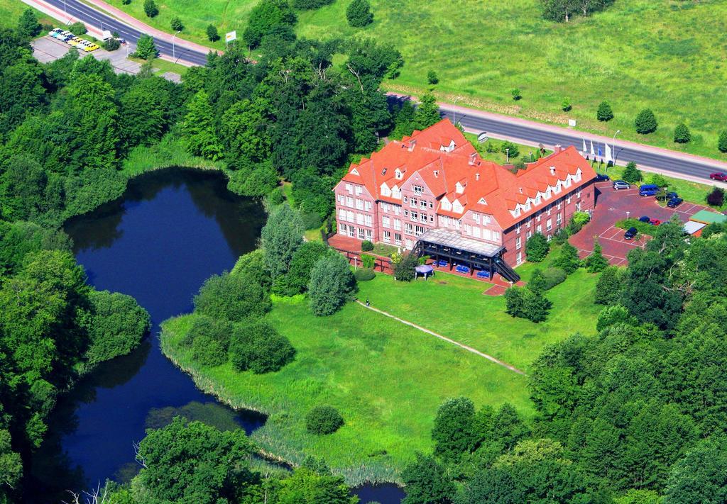 Park Hotel Fasanerie Neustrelitz Extérieur photo