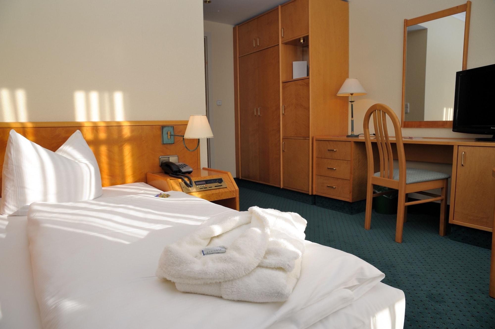 Park Hotel Fasanerie Neustrelitz Extérieur photo