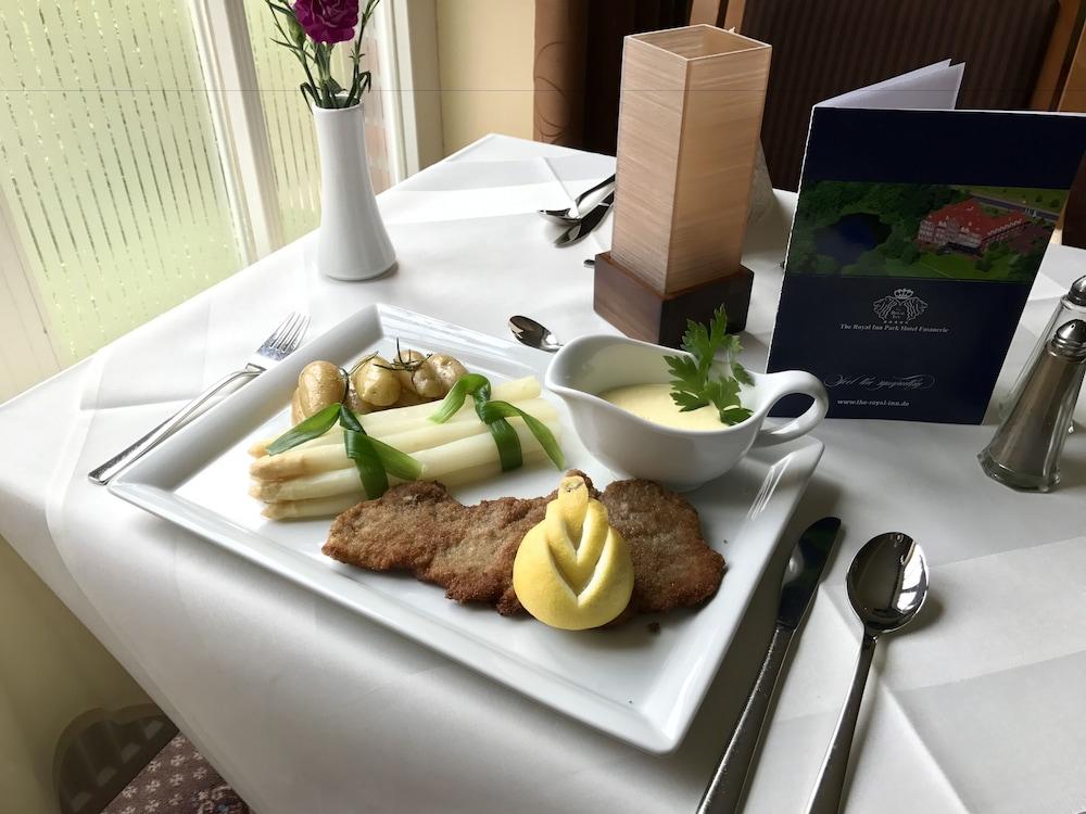 Park Hotel Fasanerie Neustrelitz Extérieur photo
