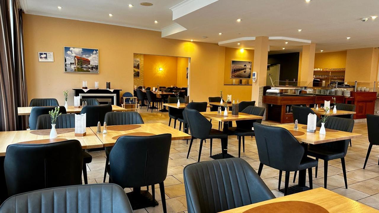 Park Hotel Fasanerie Neustrelitz Extérieur photo