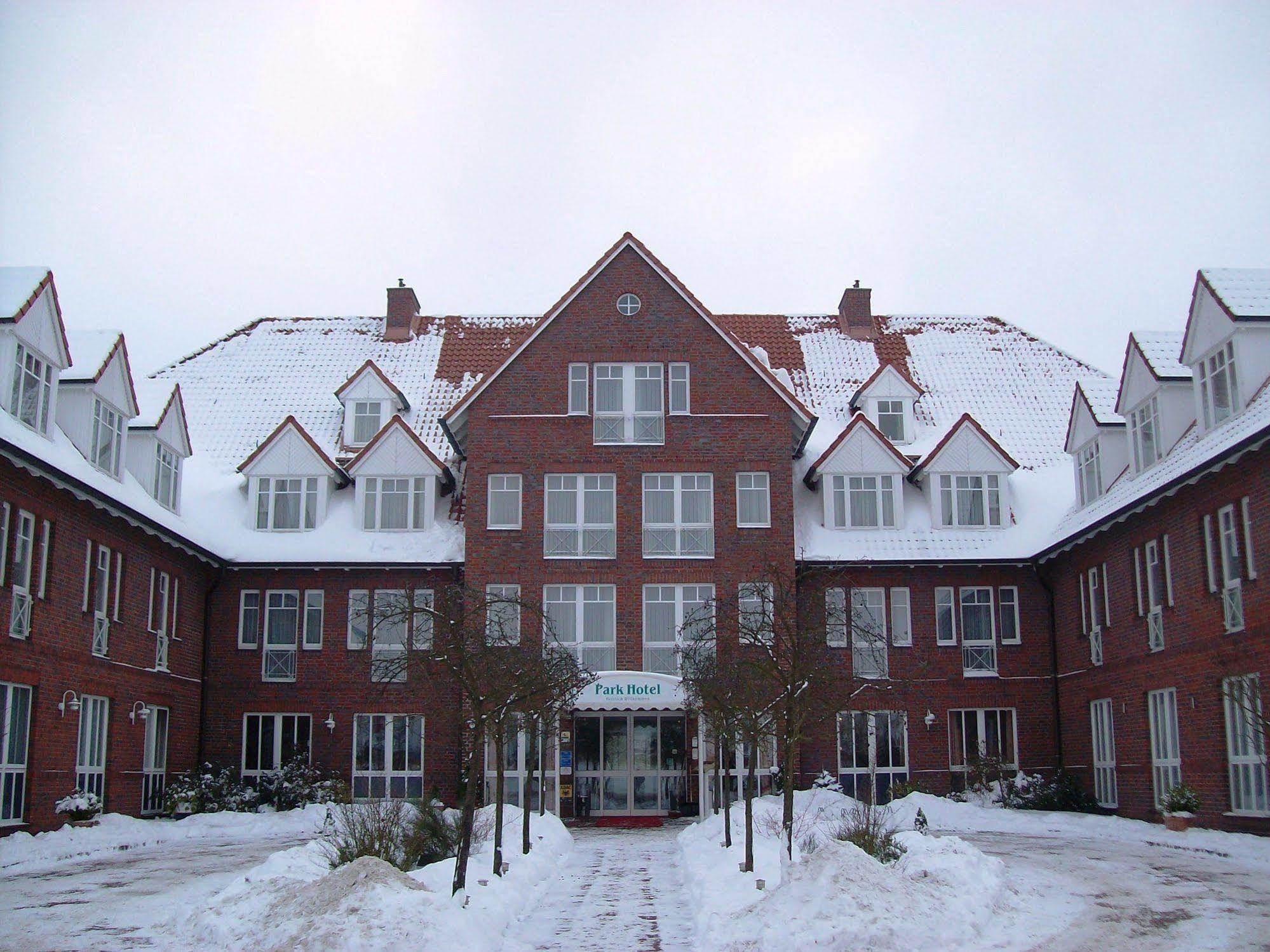 Park Hotel Fasanerie Neustrelitz Extérieur photo