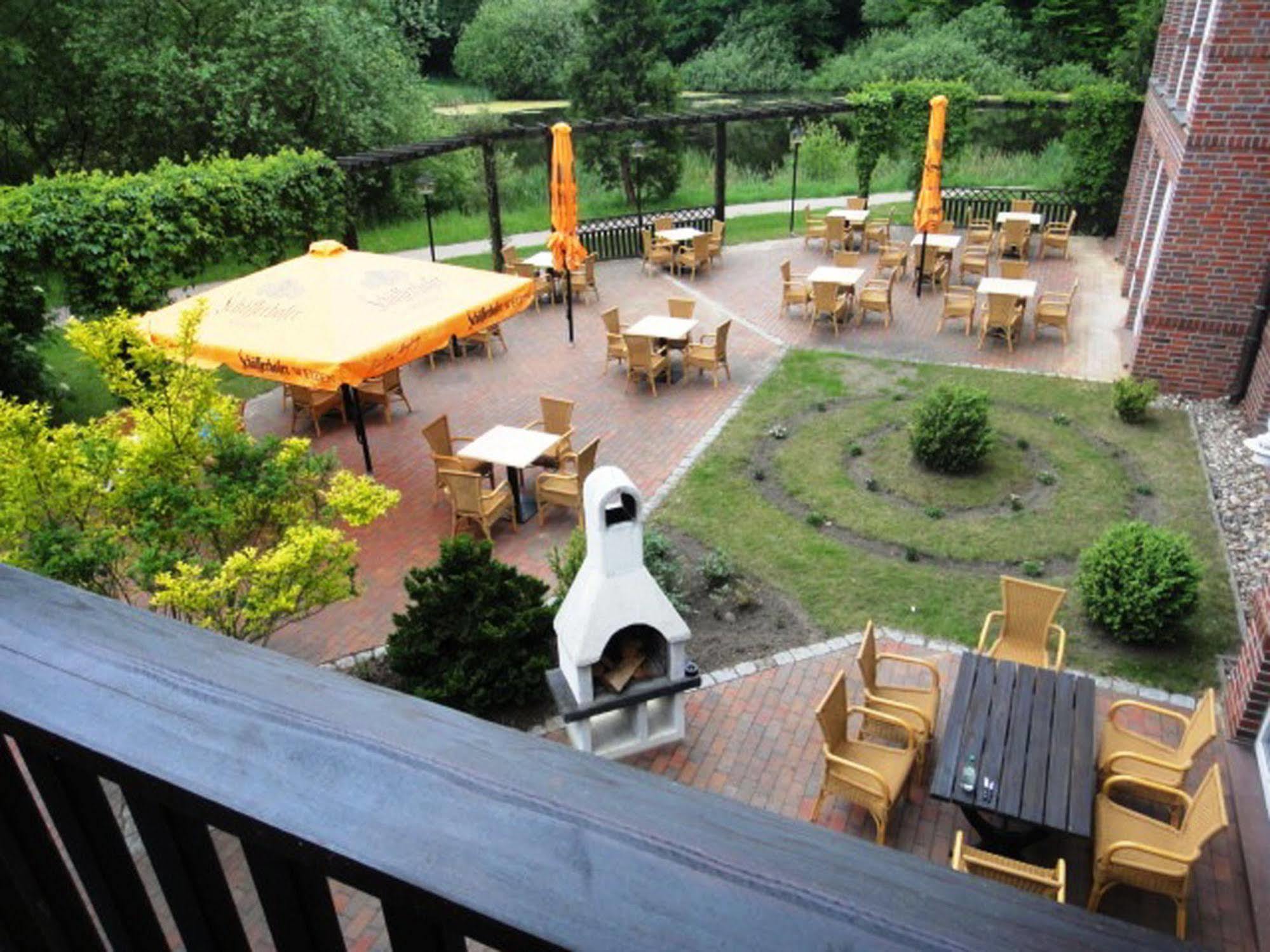 Park Hotel Fasanerie Neustrelitz Extérieur photo