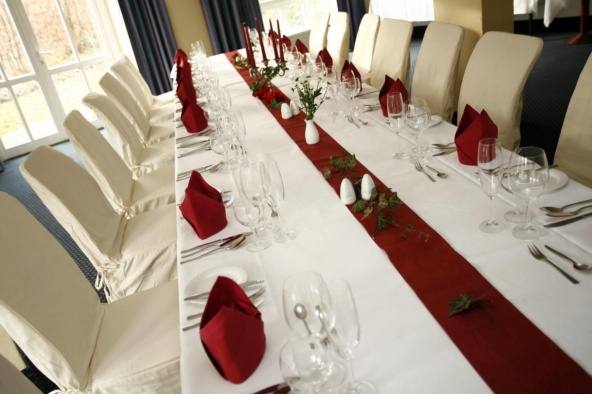 Park Hotel Fasanerie Neustrelitz Extérieur photo